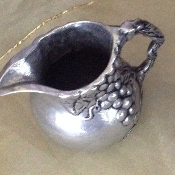 Pewter Vintage Carson Statesmetal Raised Grape Design Tray w/Sugar & Creamer - Picture 10 of 11